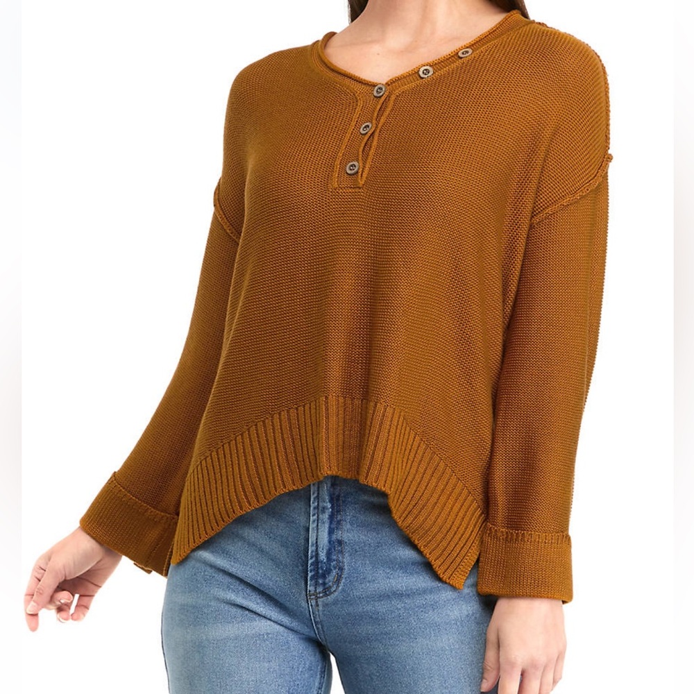 Women’s drop shoulder Henley sweater